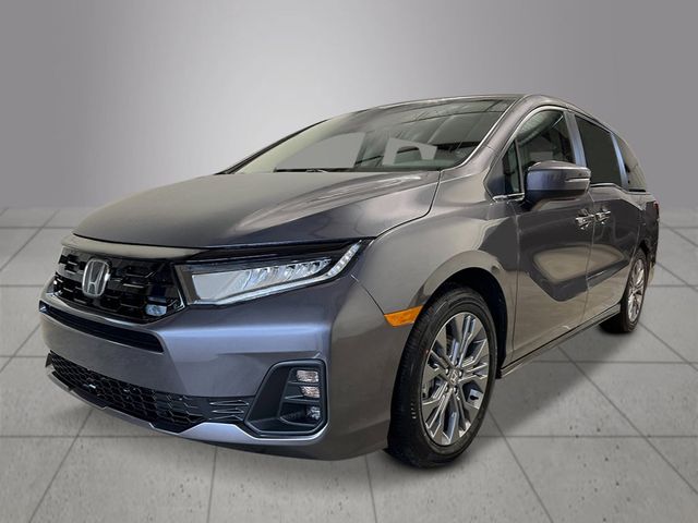 2026 Honda Odyssey Touring's photo
