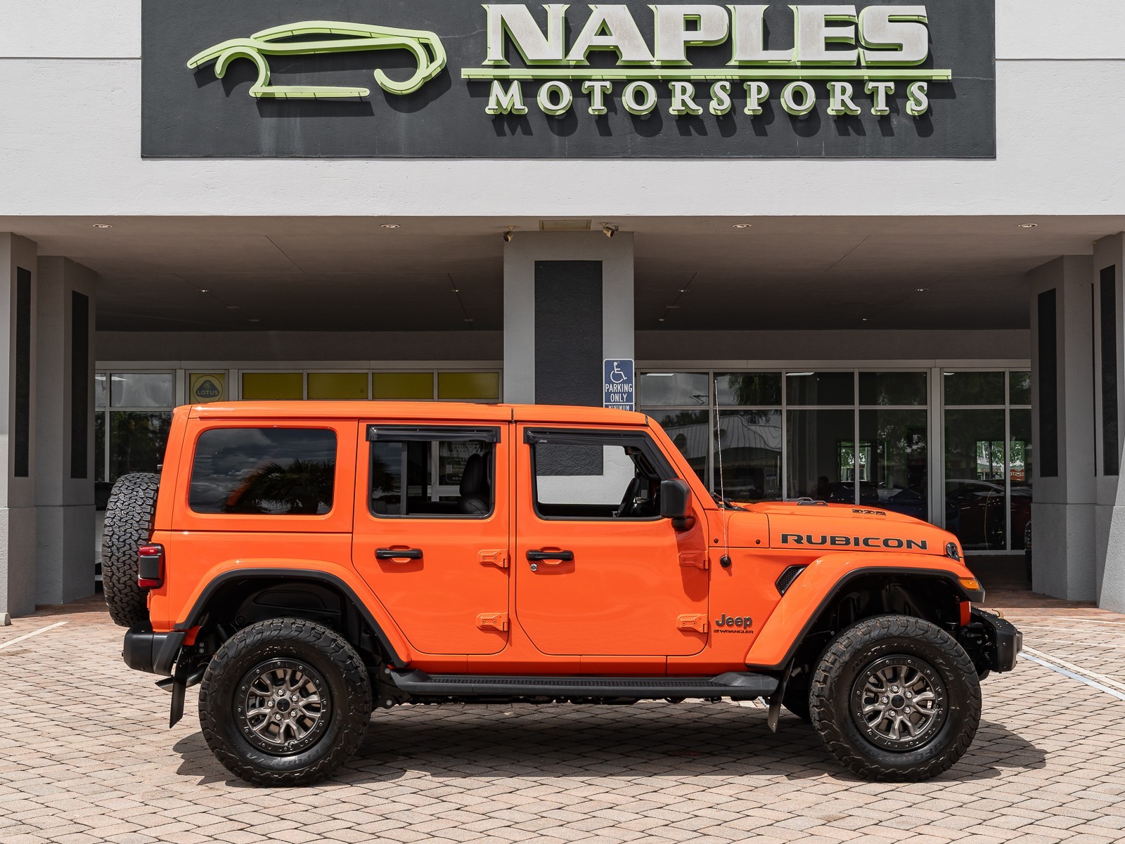 2023 Jeep Wrangler Rubicon 392 photo 16