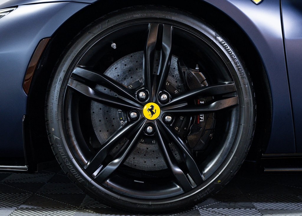 2024 Ferrari 296 GTS photo 9