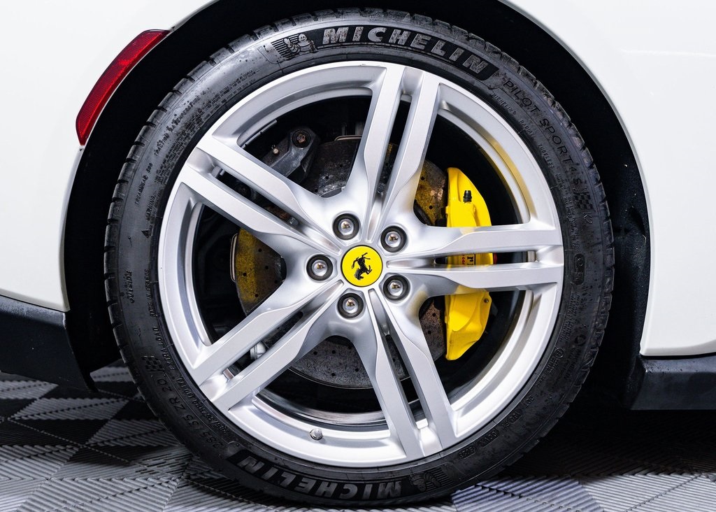 Certified Used 2020 Bianco Avus Ferrari Base image 11