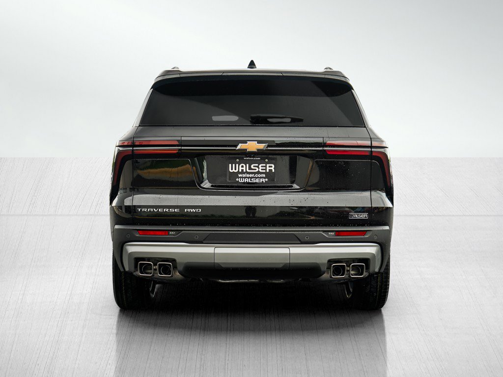 2025 Chevrolet Traverse photo 4