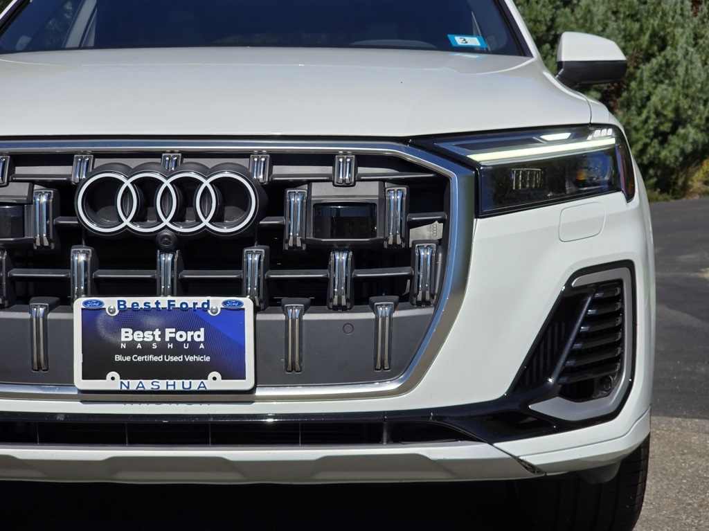 2025 Audi Q7 55 Premium Plus photo 3