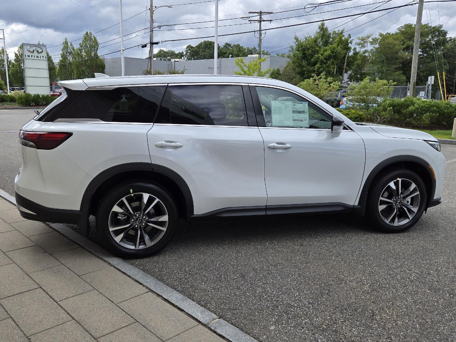 2026 Infiniti QX60 Pure AWD photo 13