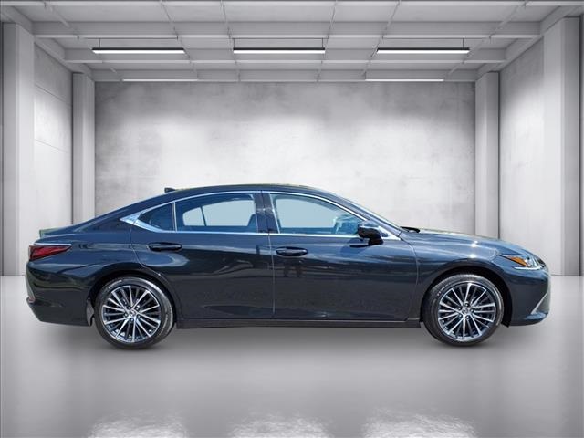 2024 Lexus ES 350 Premium photo 2