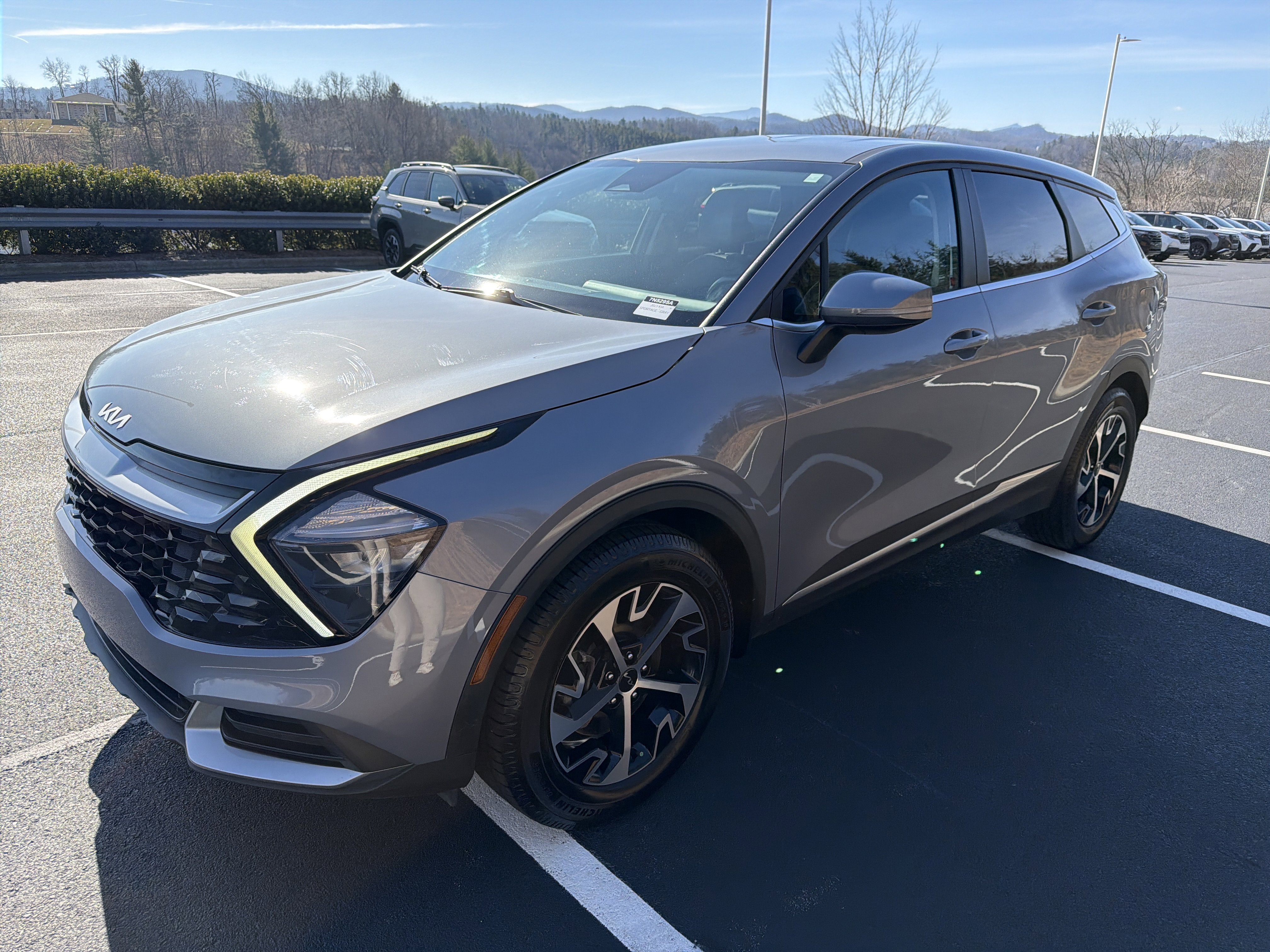 2023 Kia Sportage EX's photo