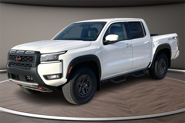 2026 Nissan Frontier PRO-4X's photo