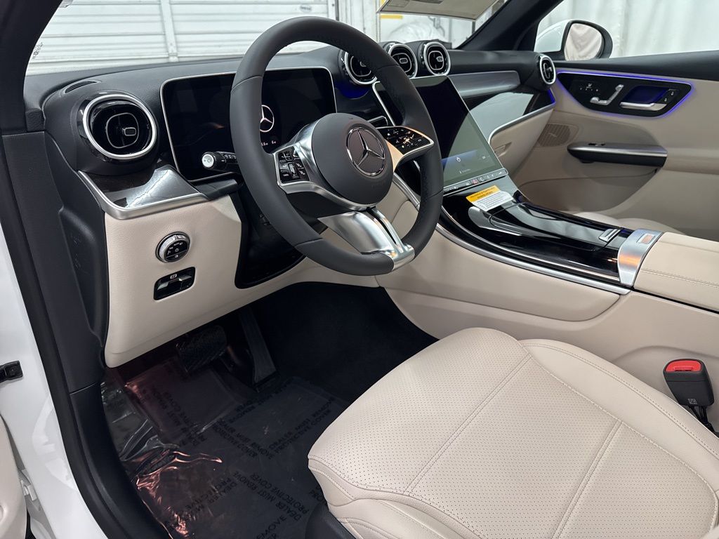 2026 Mercedes Benz GLC 300 photo 9