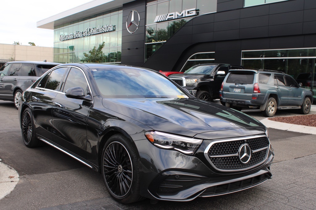 2025 Mercedes Benz E 350 Sedan photo 3