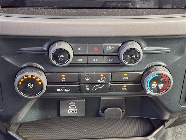 2025 Ford F-150 XL photo 11