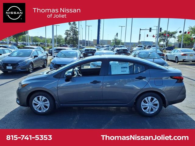 2025 Nissan Versa 1.6 S photo 4