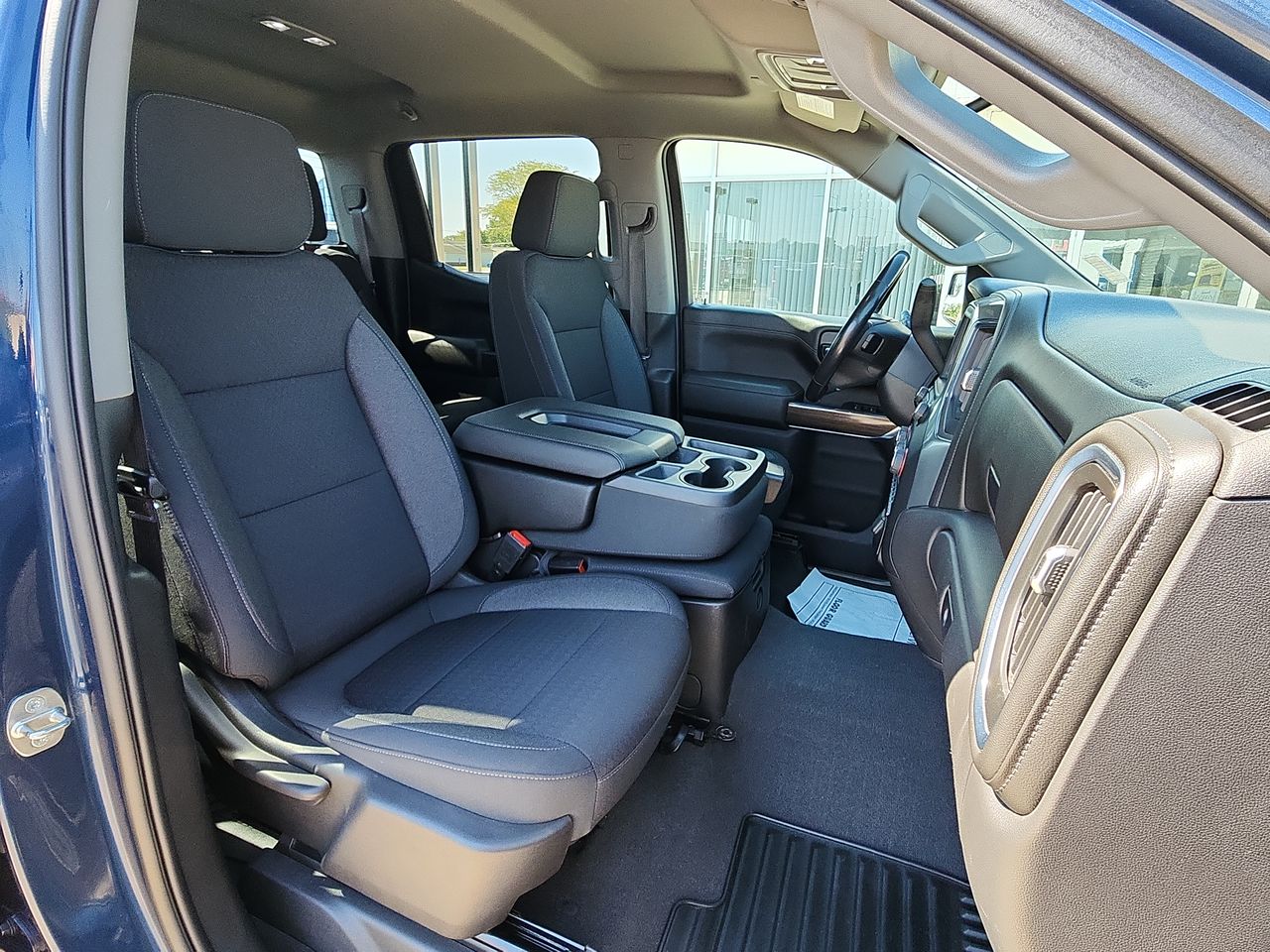 2022 Chevrolet Silverado 1500 LT photo 23