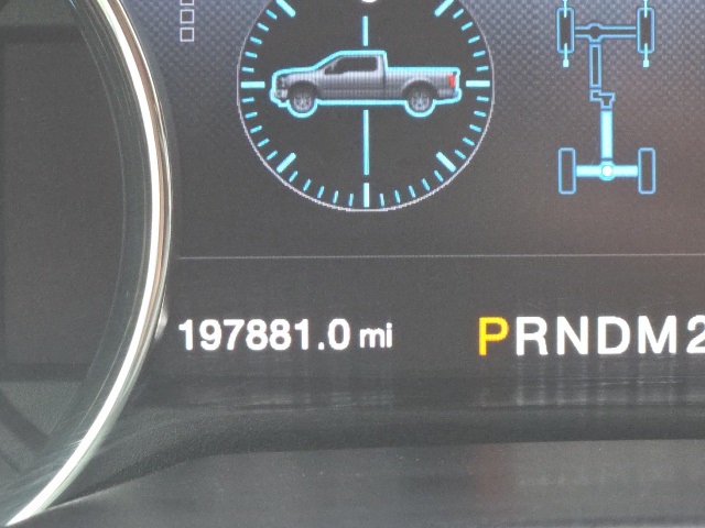 2016 Ford F-150 Platinum photo 13