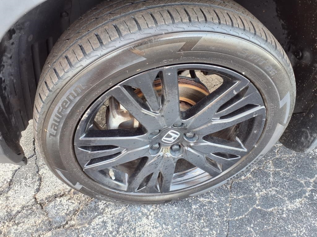 2021 Honda Pilot Special Edition photo 5