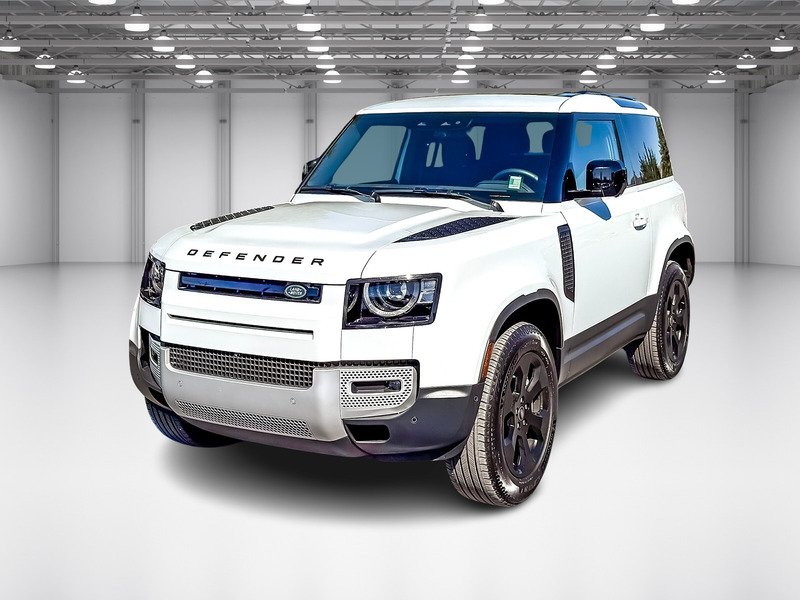 2025 Land Rover Defender S's photo