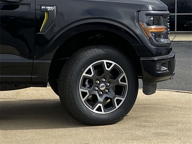 2025 Ford F-150 STX photo 3