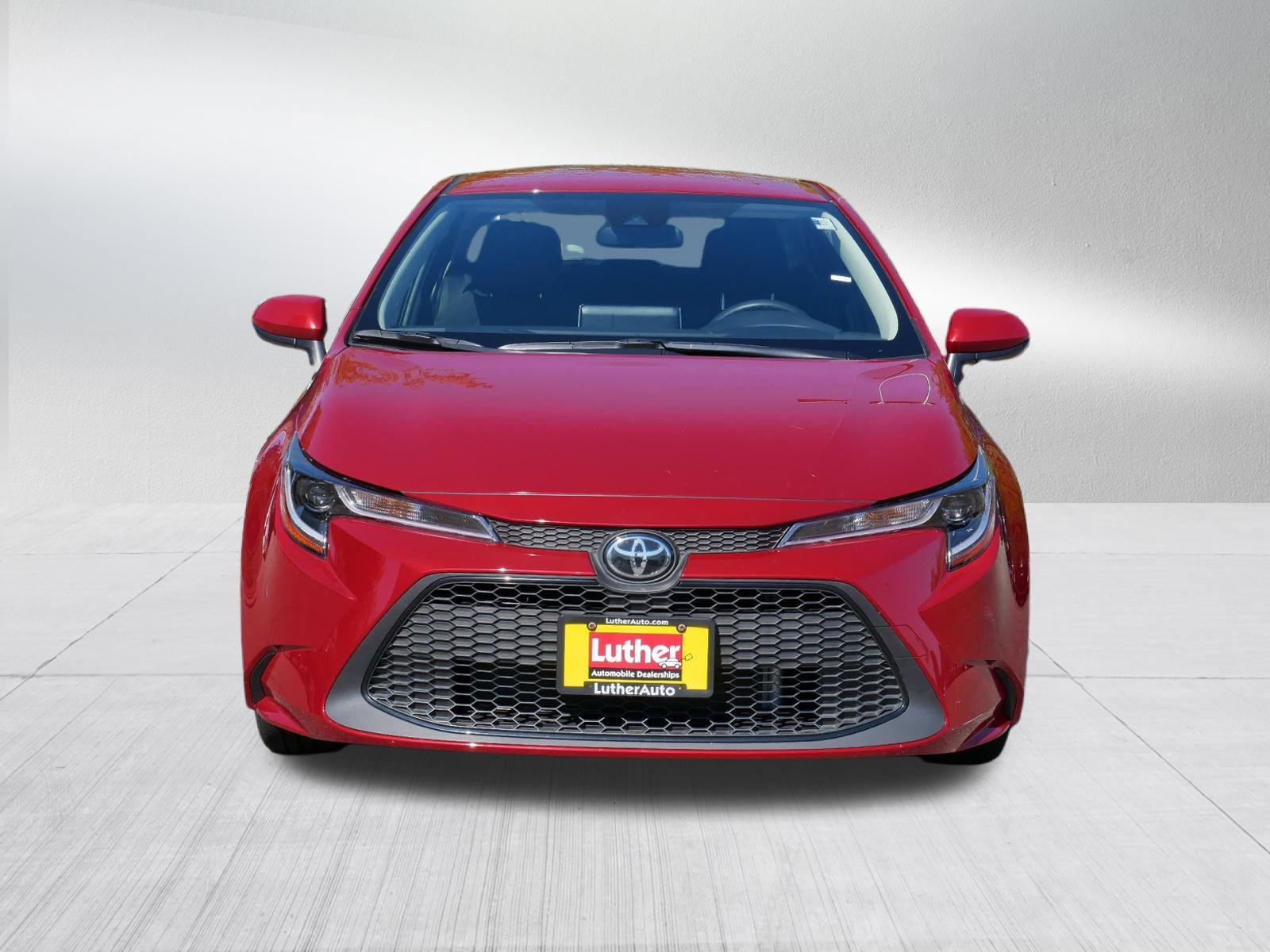 2021 Toyota Corolla LE photo 2