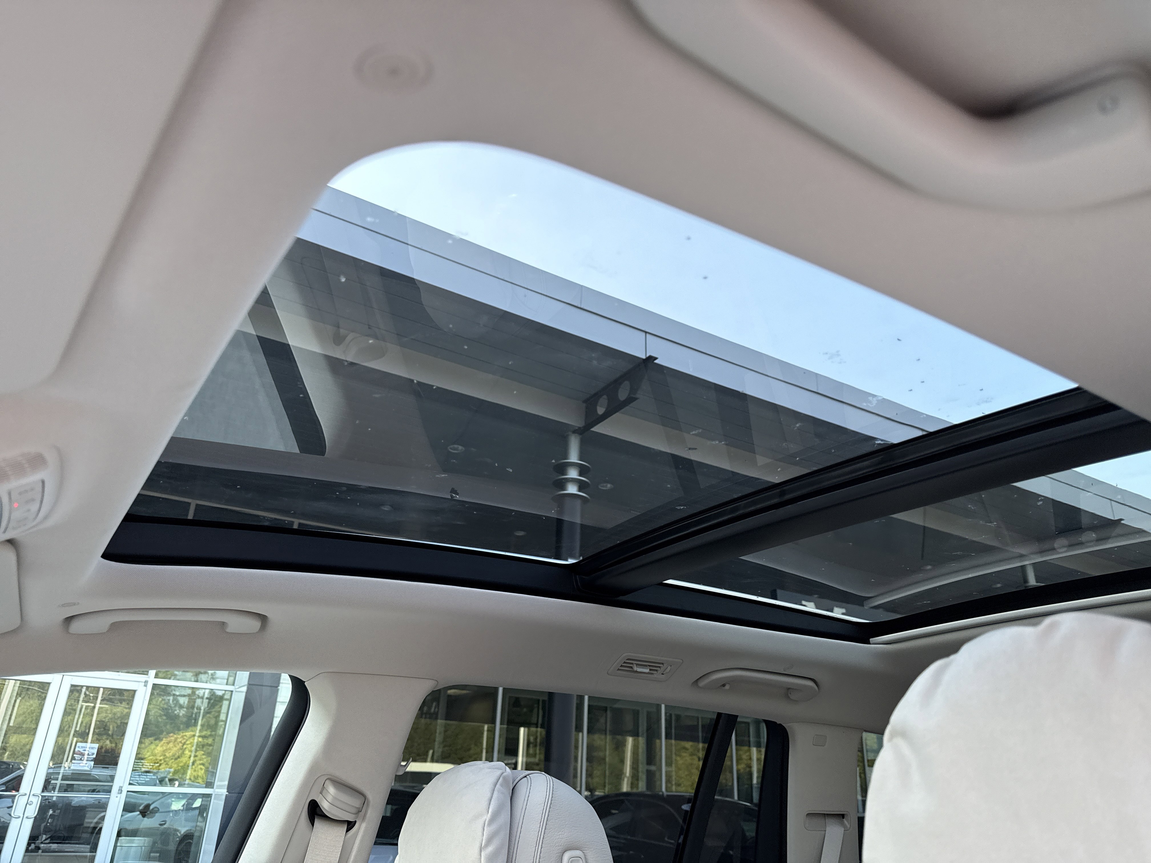 2026 Mercedes Benz GLS 450 4MATIC photo 2