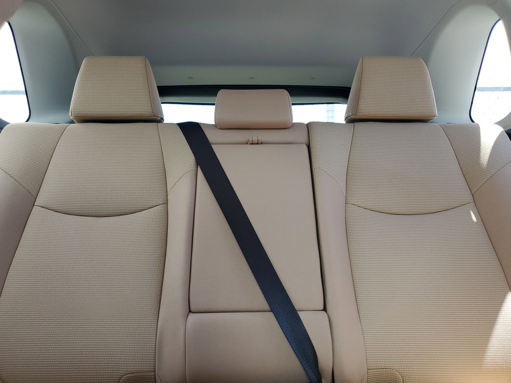 2025 Toyota RAV4 Hybrid LE photo 25