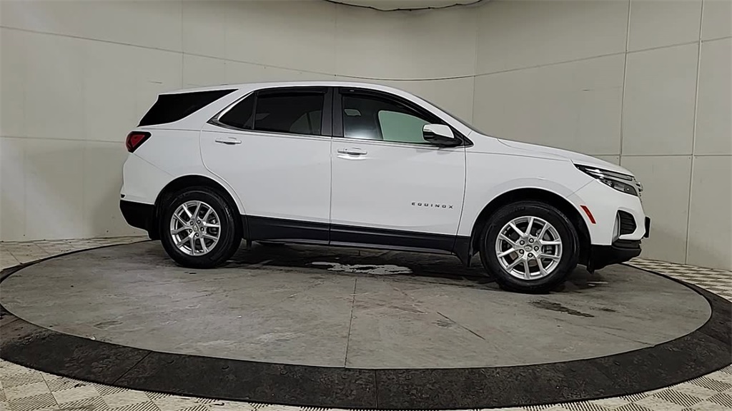 2022 CHEVROLET EQUINOX - Image 8