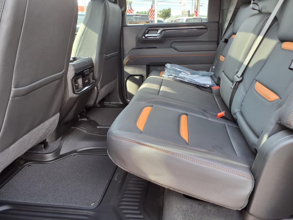 2026 Gmc Sierra 2500 HD AT4 photo 6