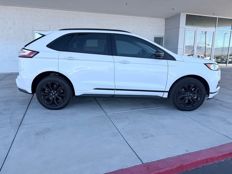 Used 2022 Ford Edge SE with VIN 2FMPK4G91NBA10140 for sale in Pahrump, NV