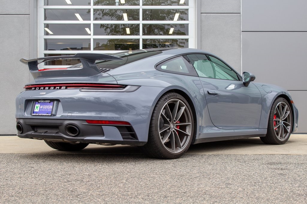 2024 Porsche 911 4S photo 10