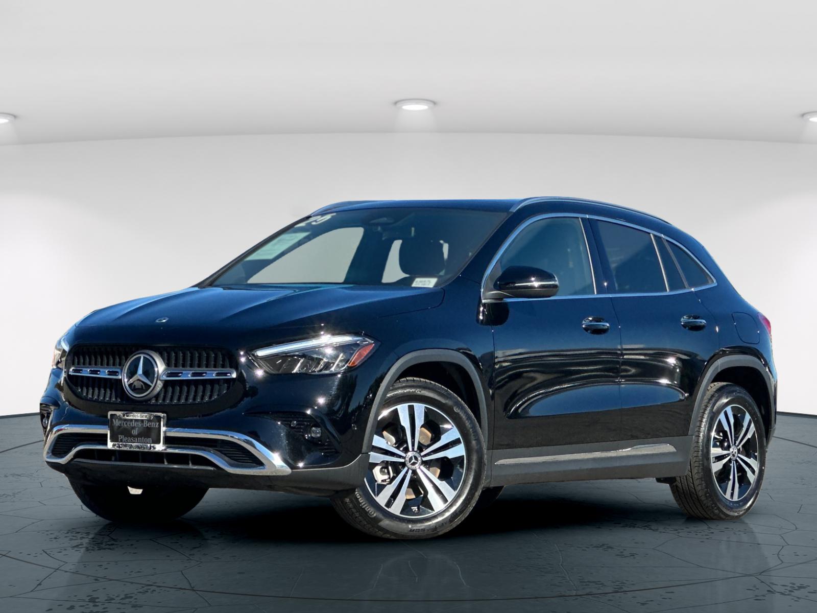 2025 Mercedes Benz GLA 250 4MATIC photo 2