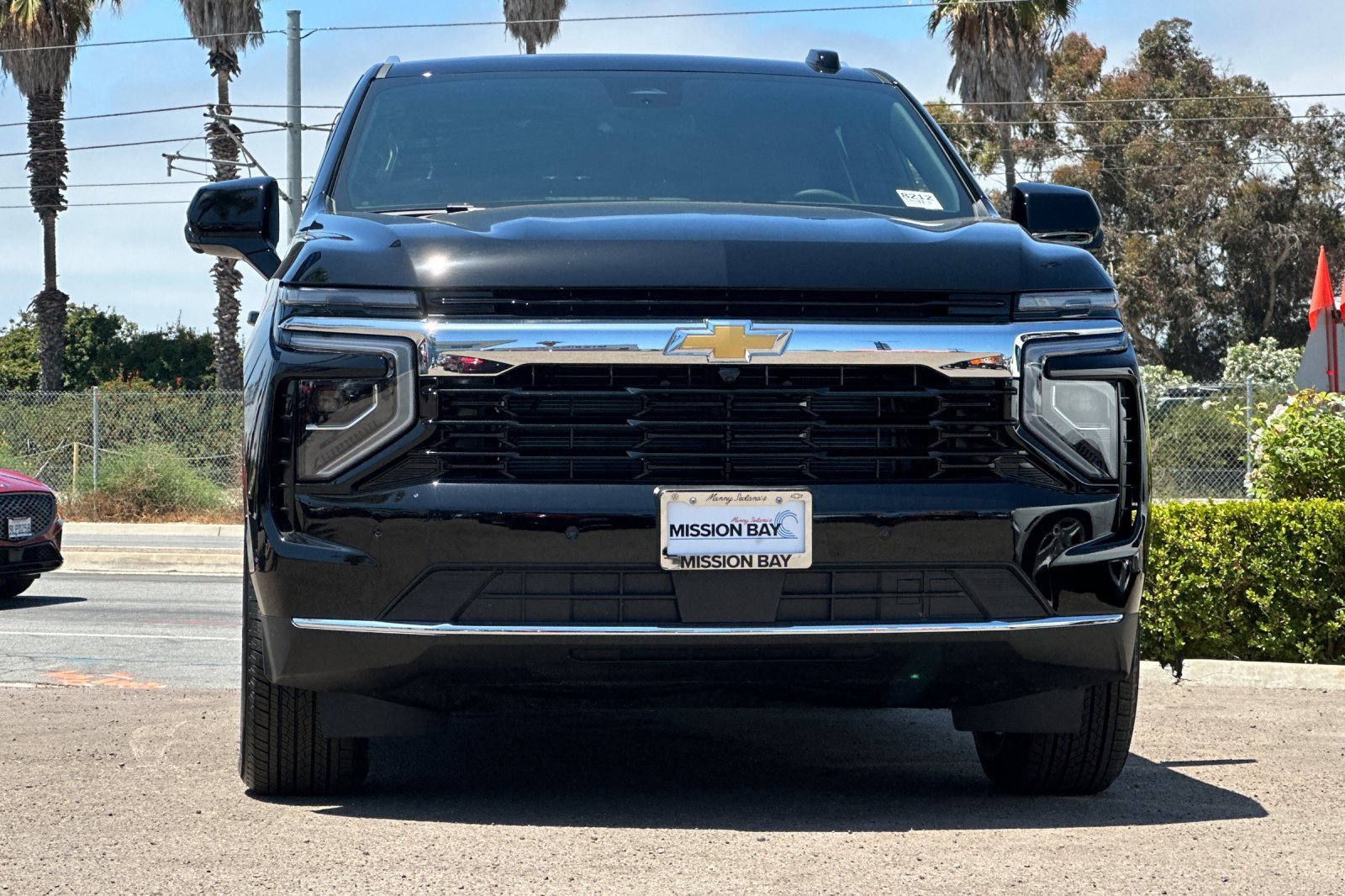 2025 Chevrolet Tahoe LS photo 9