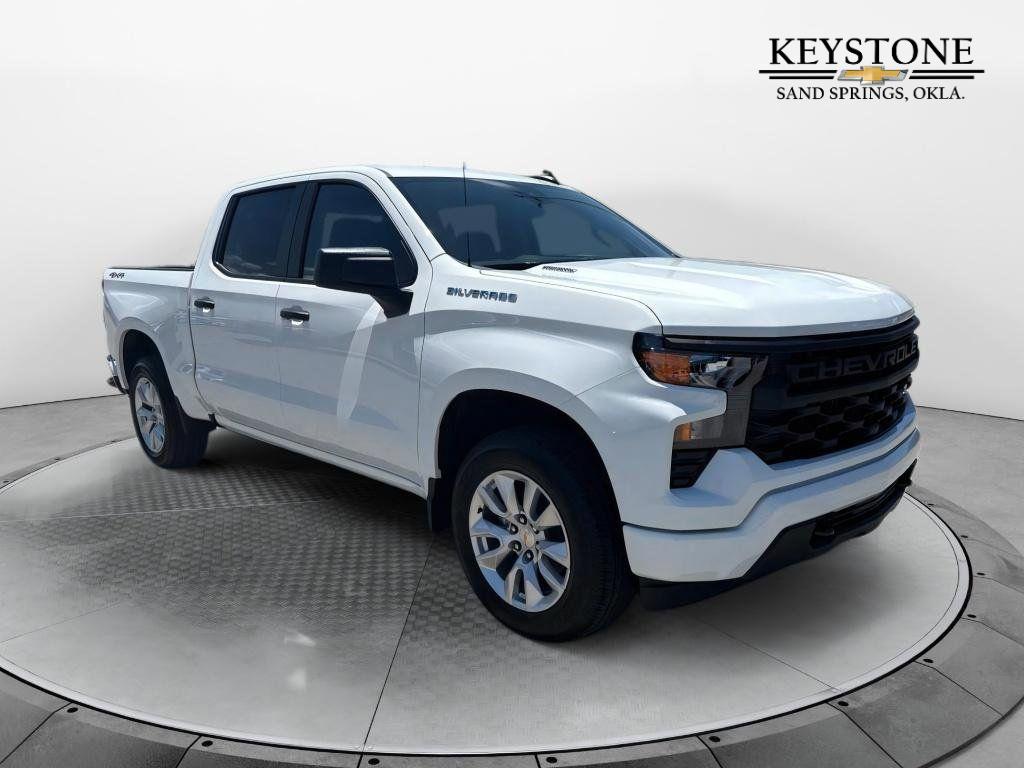 2025 Chevrolet Silverado 1500 Custom