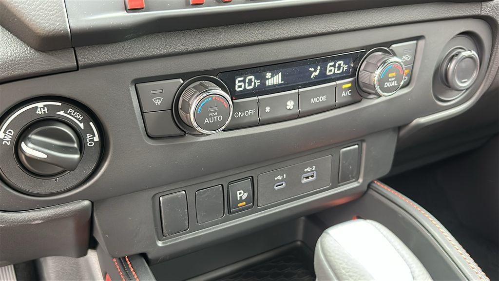 2025 Nissan Frontier PRO-4X photo 20
