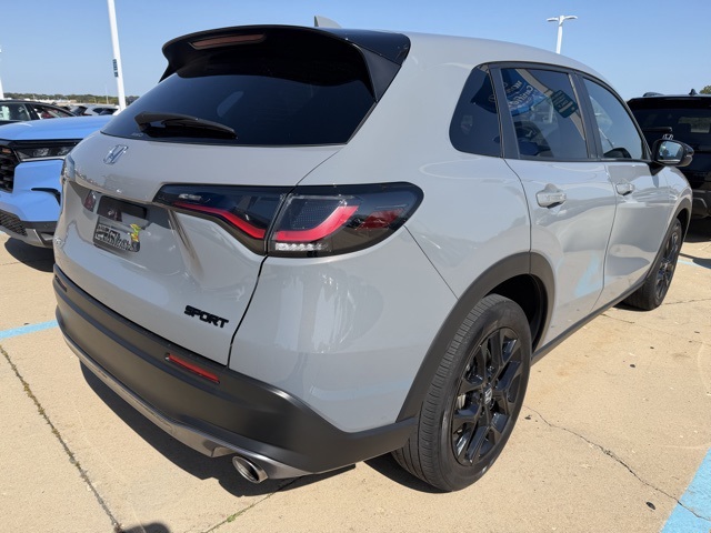 2024 Honda HR-V Sport photo 2