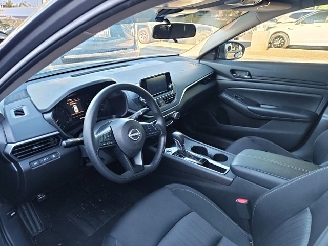 2024 Nissan Altima 2.5 S photo 3