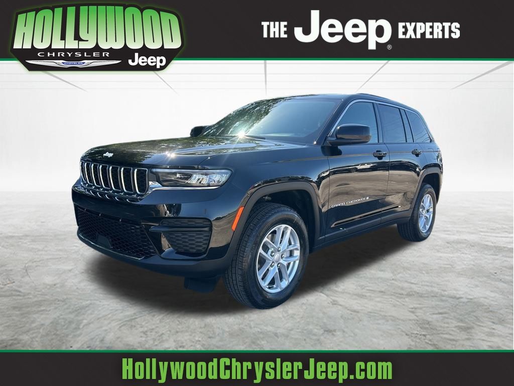 2025 Jeep Grand Cherokee Laredo's photo