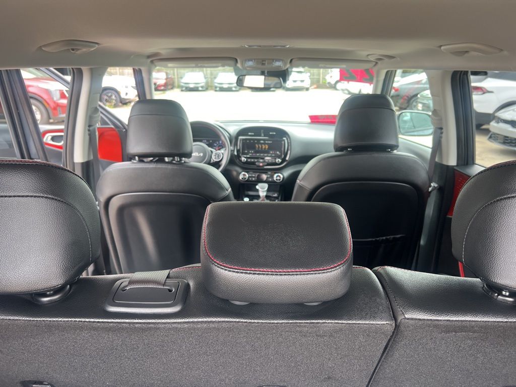 2022 Kia Soul GT-Line Turbo photo 10