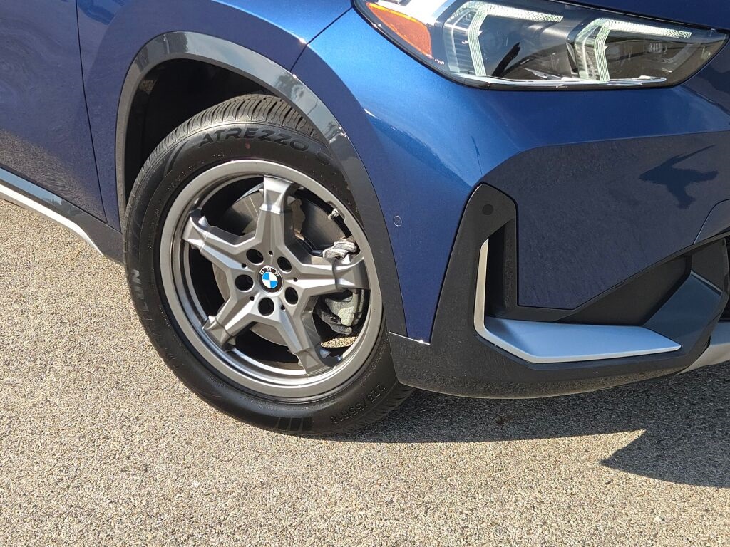 2025 Bmw X1 XDrive28i photo 2