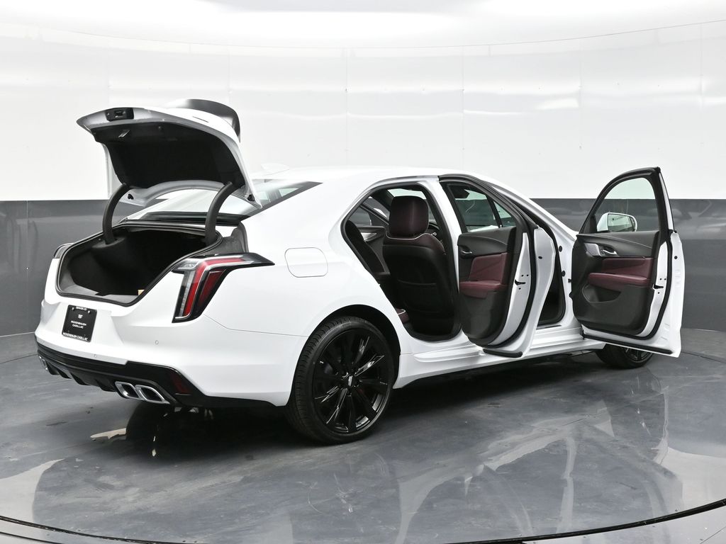 2025 Cadillac CT4 photo 29