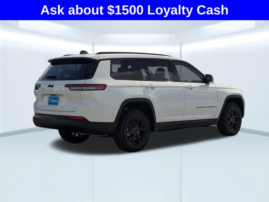 2025 Jeep Grand Cherokee Laredo X photo 4