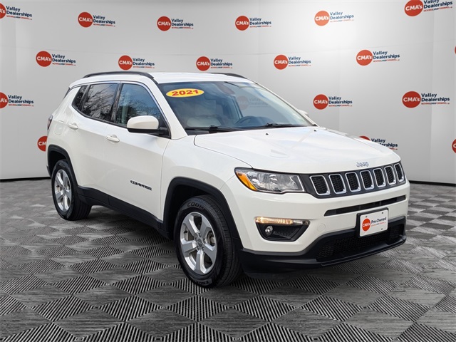 2021 Jeep Compass Latitude photo 3