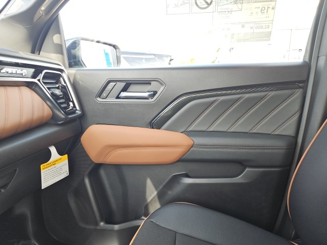 2026 Gmc Canyon AT4 photo 33