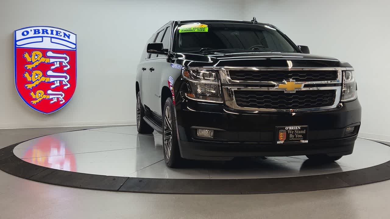 2020 Chevrolet Suburban LT photo 2