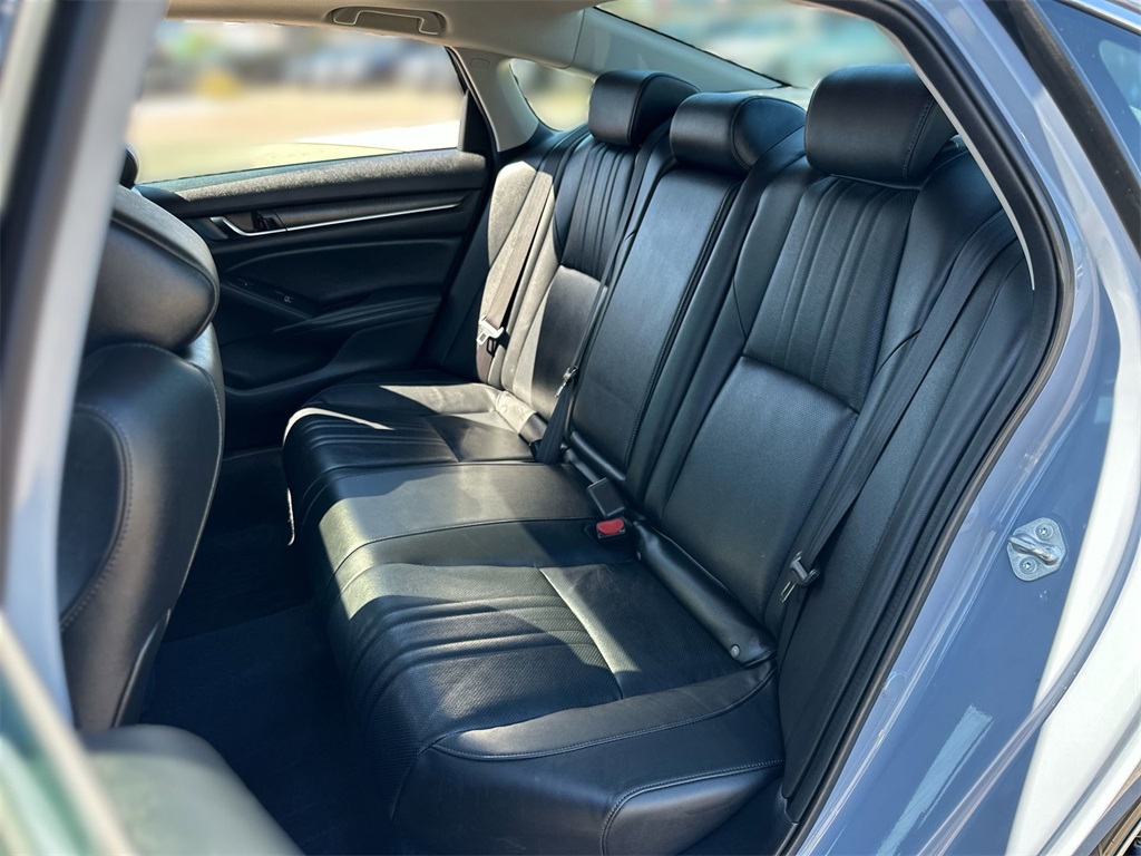 2022 Honda Accord Touring 2.0T photo 31