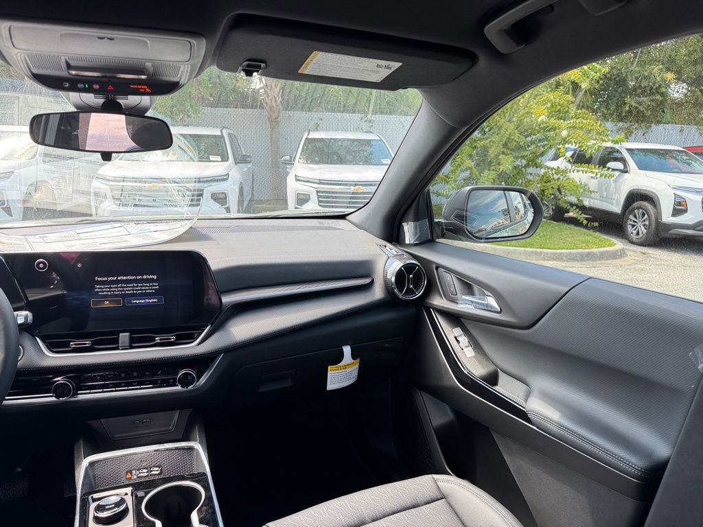 2026 Chevrolet Equinox LT photo 19