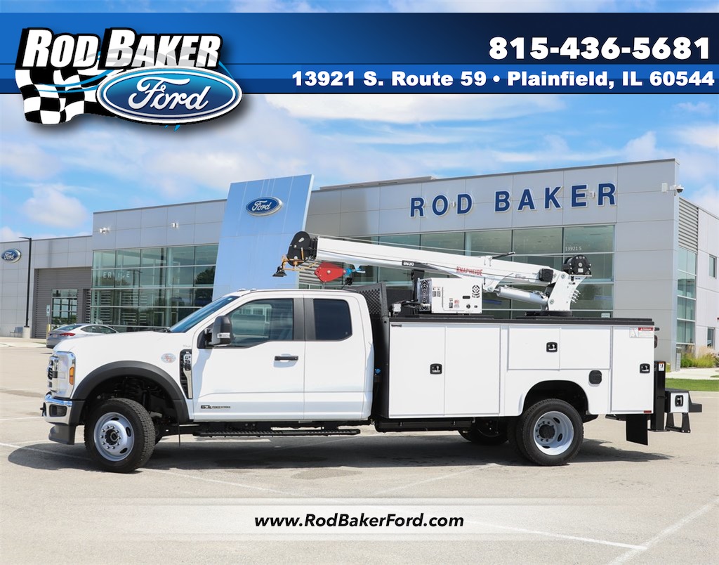 2025 Ford F-550 Super Duty Chassis Cab XL's photo