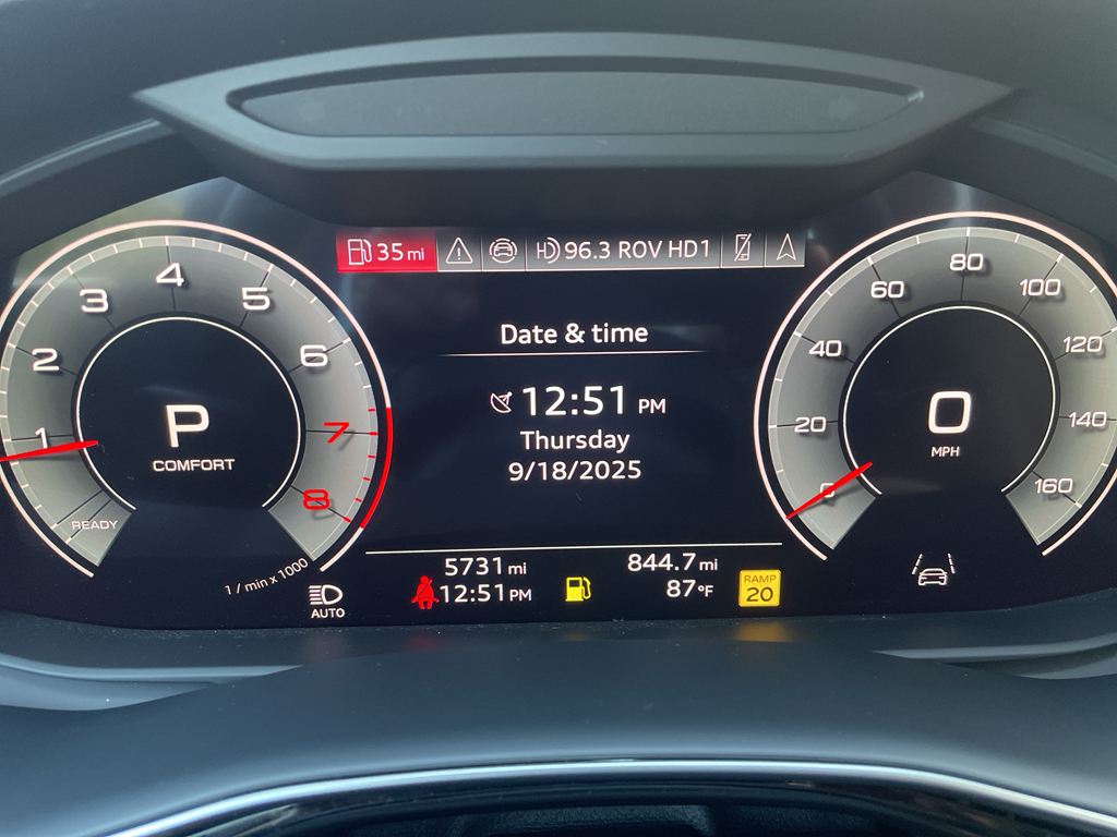 2025 Audi Q7 45 Premium Plus photo 22