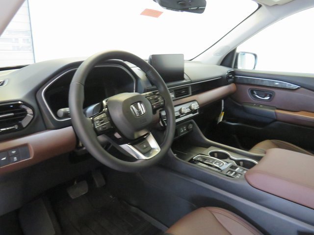 2025 Honda Pilot Elite photo 2