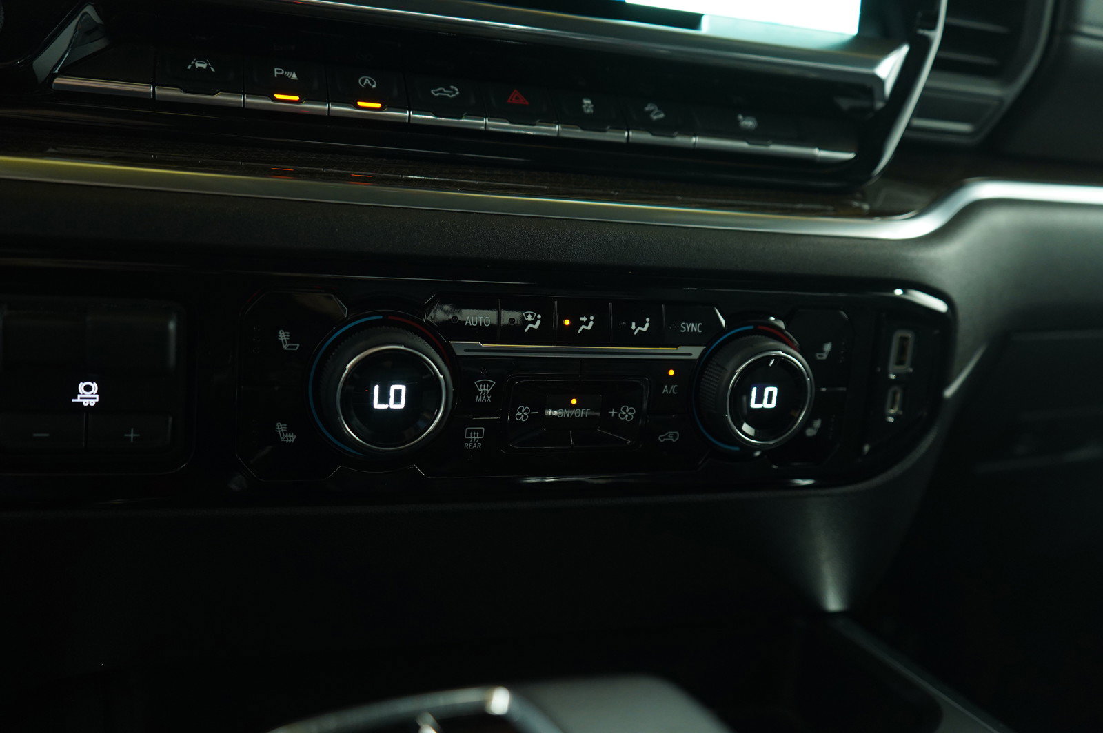 2022 Chevrolet Silverado 1500 LT Trail Boss photo 19