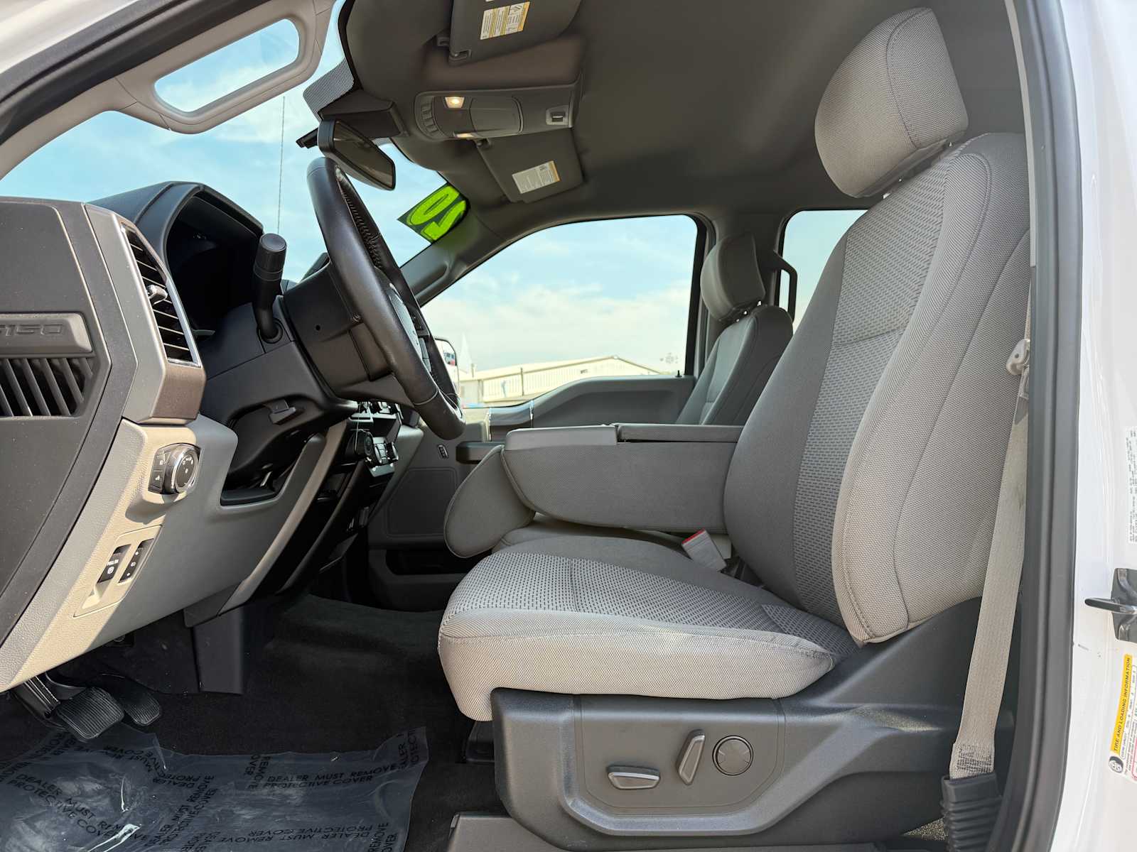 2020 Ford F-150 XLT photo 19