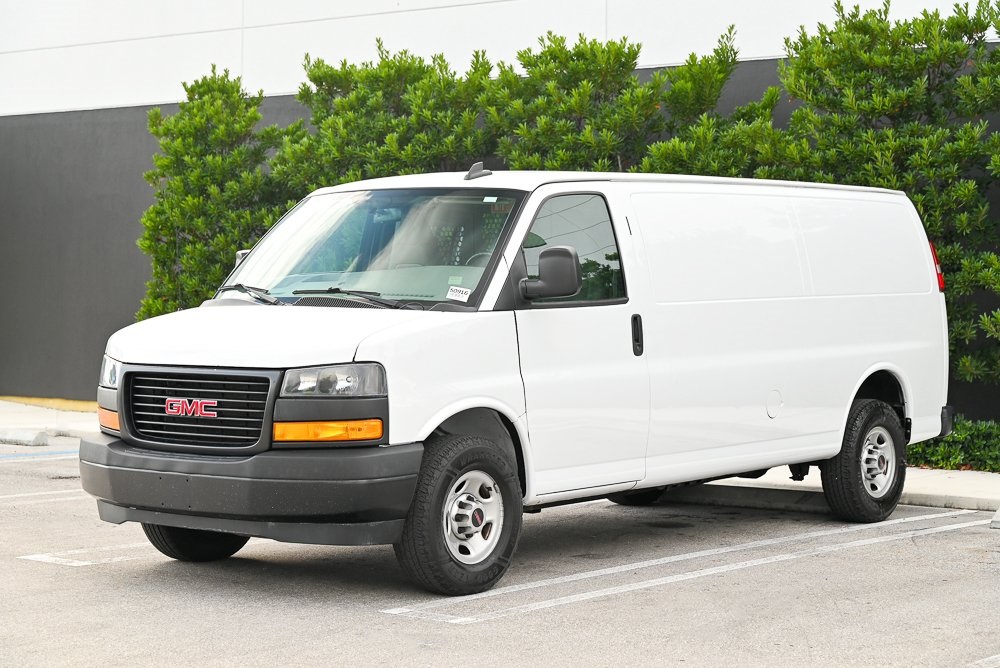 2022 GMC Savana Cargo Work Van's photo