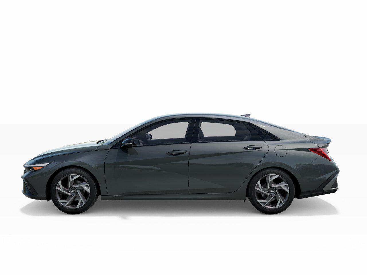 2025 Hyundai Elantra SEL Sport photo 3