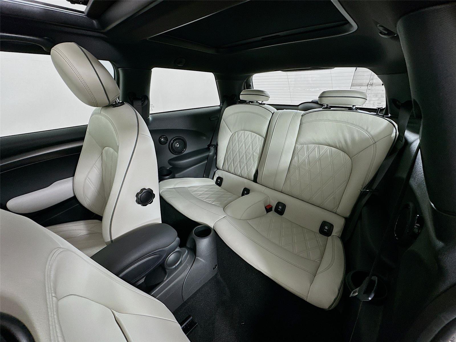 2023 Mini Cooper 2 Door Hardtop photo 24